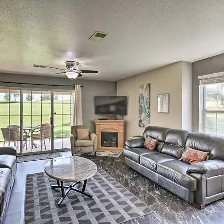 Branson Condo In Holiday Hills Resort And Golf Club!